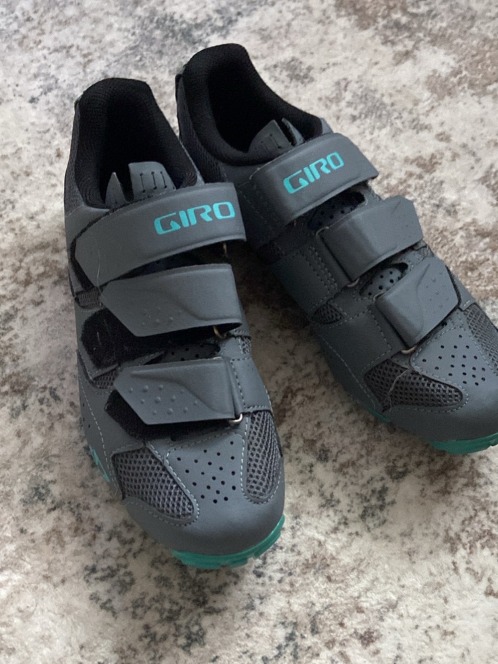 Giro Dark Gray Cycling Shoes with Teal Accents